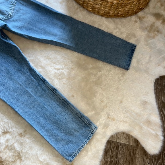 AGOLDE Riley High-Rise Straight Crop in Endeavor 28 - Picture 11 of 16